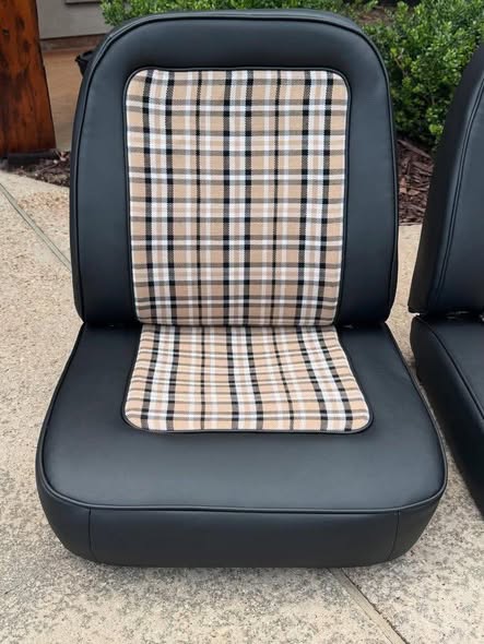 C10 bucket seat