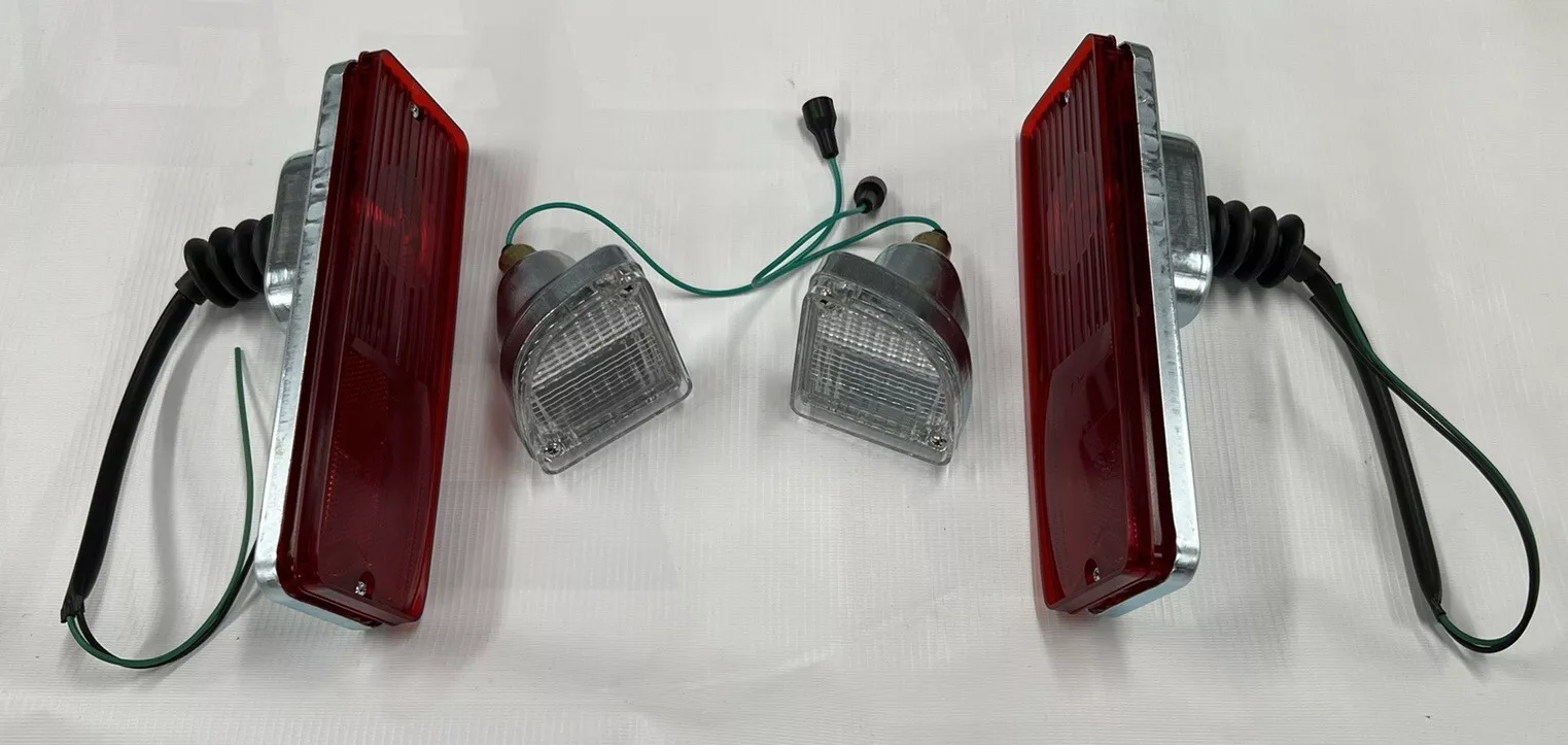 1967-72 CHEVROLET GMC FLEETSIDE TRUCK C10 C20 BLAZER TAIL LIGHT BACK UP LIGHT
