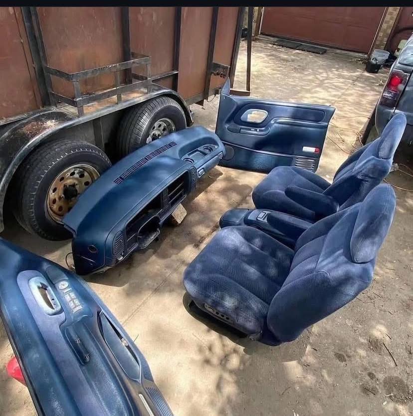 Complete OBS Chevrolet/GMC Truck Interior Package - Seats, Dash, Door Panels (Slate Blue, 95-99)