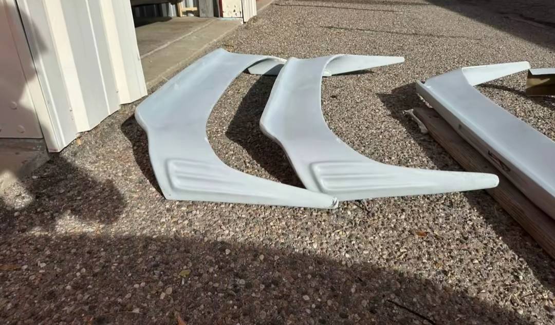 Fiberglass Bed Wing / Spoiler - 1988-1998 Chevy OBS